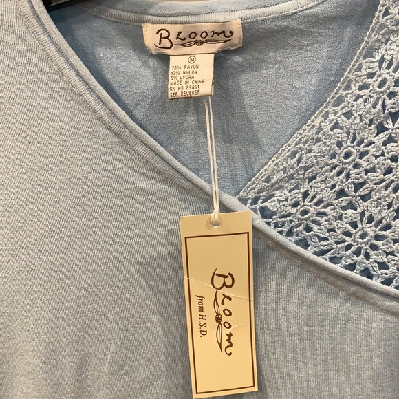 Bloom Top - Picture 4 of 5